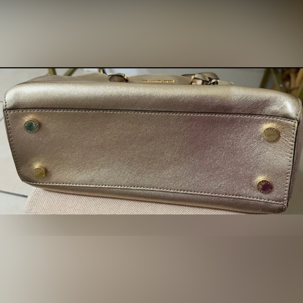 Michael Kors Gold Satchel Bag with Timeless Design - Picture 4 of 10